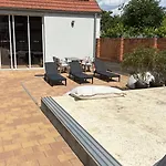Rezidence Vestonice Apartman *